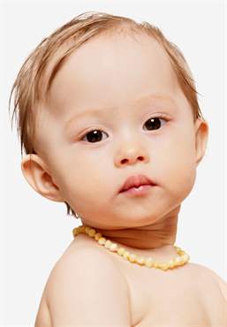 Gul bärnstenshalsband för barn –  100% naturligt produkt